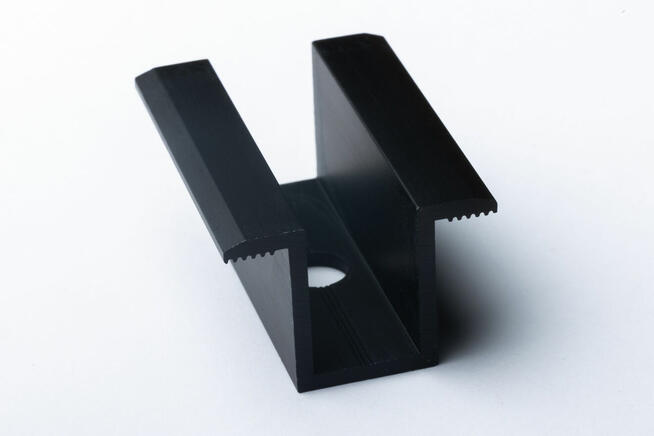 Hurtownia PV – mocowania, śruby, akcesoria | Jelonek.store