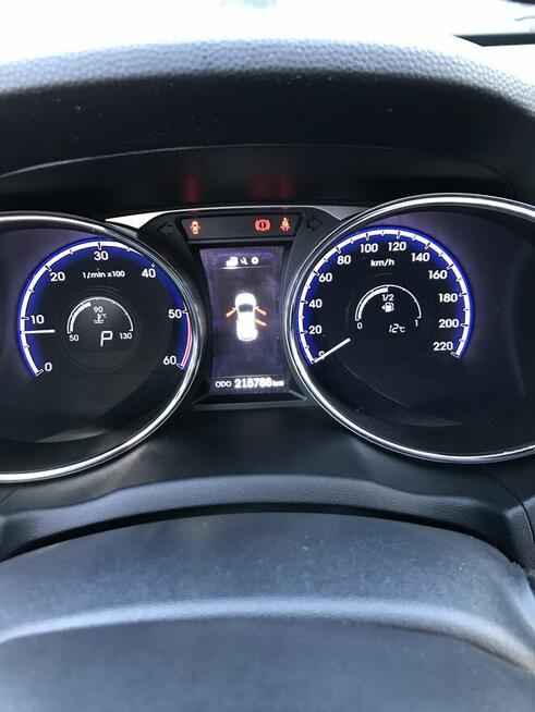 Sprzedam pięknego hyundaya IX35 4WD,bezwypadkowy 1 wl.