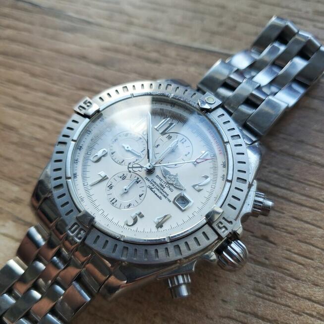 luksusowy zegarek Breitling męski . luksusowy zegarek je
