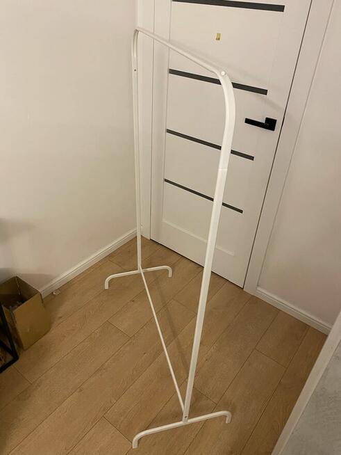 Wieszak na ubrania pojedynczy lub w komplecie