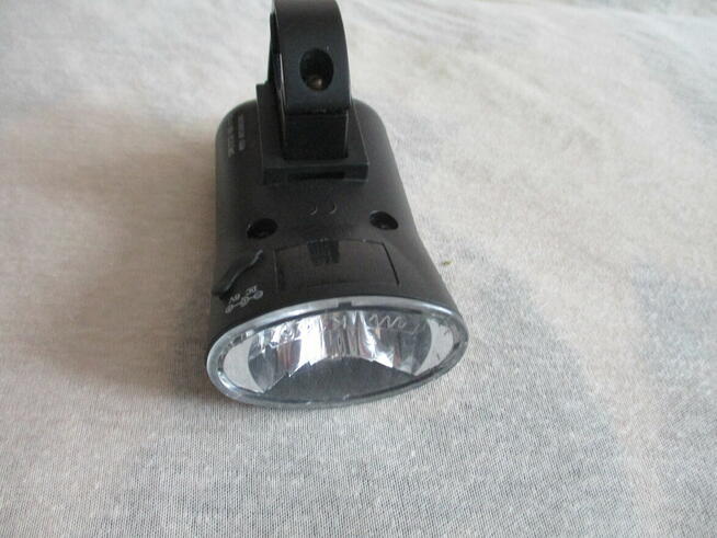 Lampa rowerowa na baterie