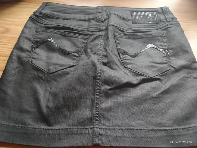 Czarna nowa jeansowa spodniczka, rozmiar 38