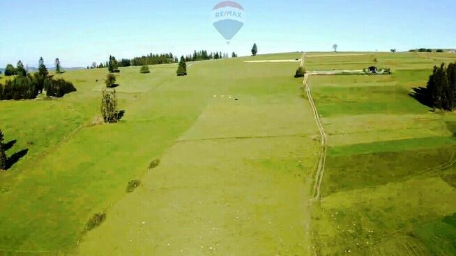 DZIAŁKA W RZEPISKACH Z WIDOKIEM NA TATRY