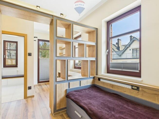 Dom na zamkniętym osiedlu w Gdyni Dąbrowie.