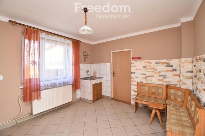 Przytulnym dom na sprzedaż z garażem