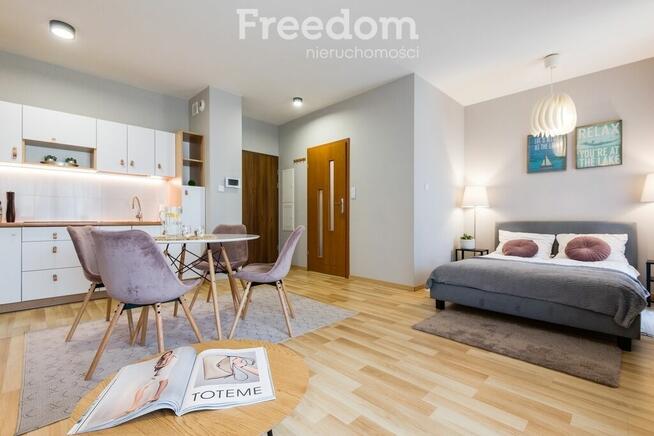 Mieszkanie nad jeziorem Jeziorak z tarasem