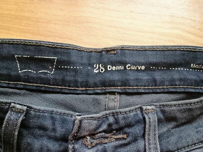 Granatowe jeansy ,rozmiar 36