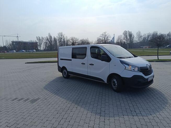 Transport dostawa przewóz ładunków towarów osób