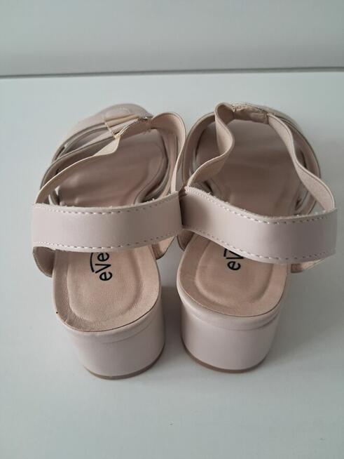 Buty damskie sandały beżowe „Evento”, do sprzedania