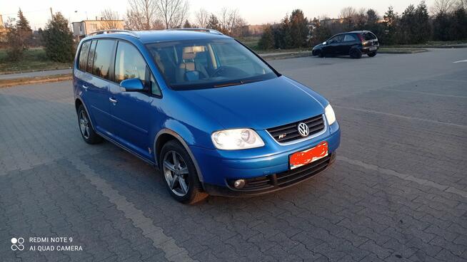 volkswagen Touran 2,0Fsi 150KM