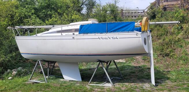 Sprzedam jacht Beneteau