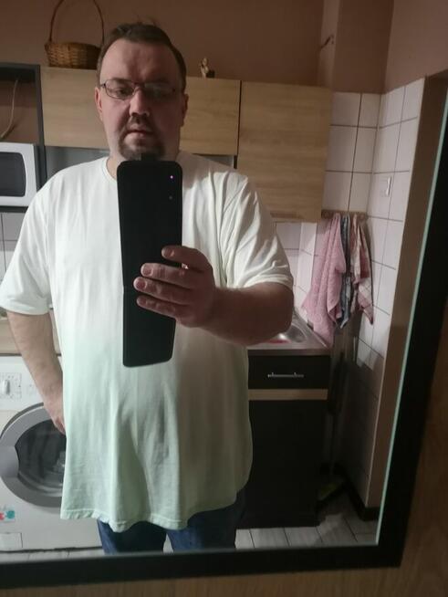 Samotny Misiek szuka zwiazku