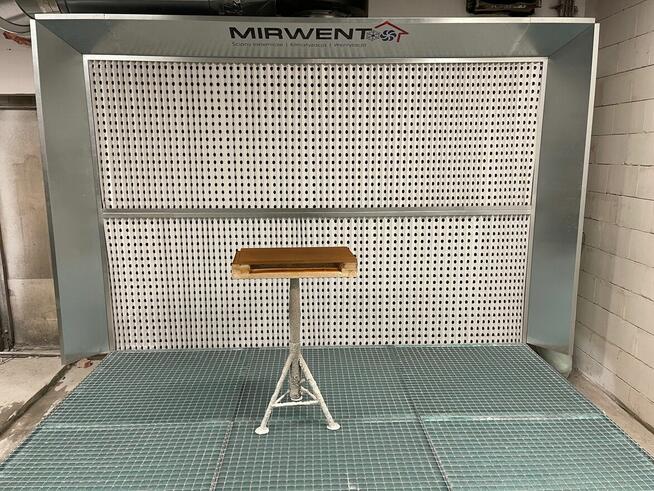 Ściana lakiernicza z odciągiem podłogowym MIRWENT