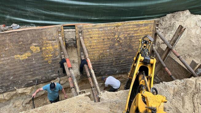 Koparka Transport Wywóz Gruzu Ziemia Ogrod. Piach Konstancin