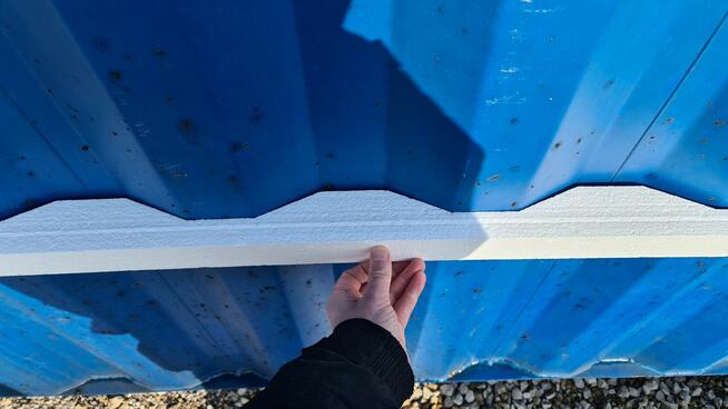 Wypelnienie blach trapezowych, izolacja kontenera