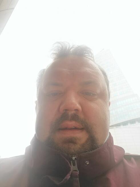 Samotny Misiek szuka zwiazku