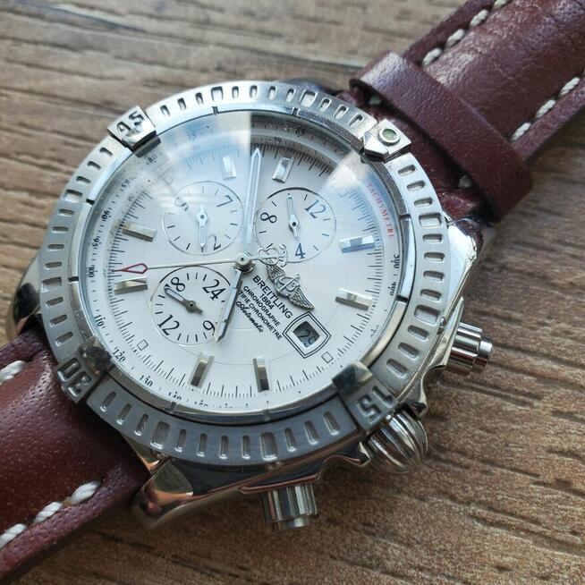 luksusowy zegarek Breitling męski . luksusowy zegarek je