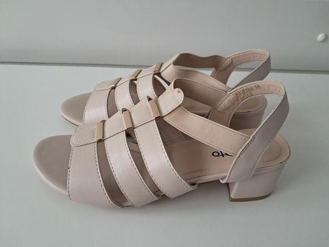 Buty damskie sandały beżowe „Evento”, do sprzedania