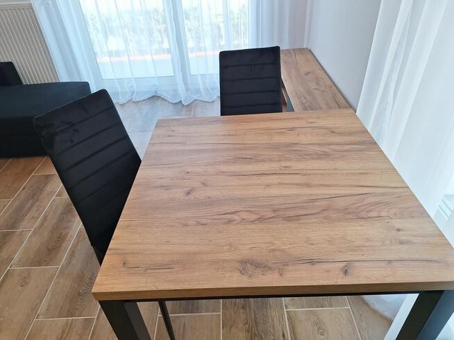 Nowoczesna kawalerka z miejscem postojowym blisko metra