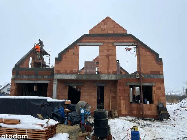 Dom w stanie surowym zamkniętym ul. Zagórska Tg