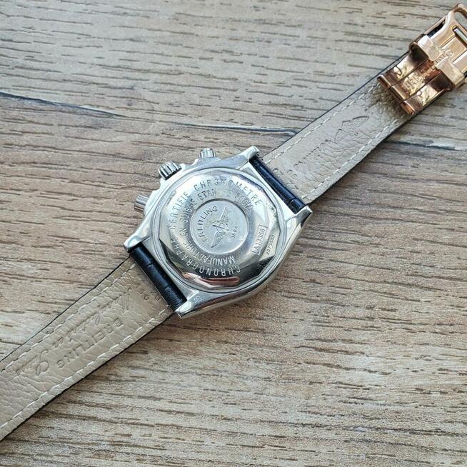 luksusowy zegarek Breitling męski . luksusowy zegarek je