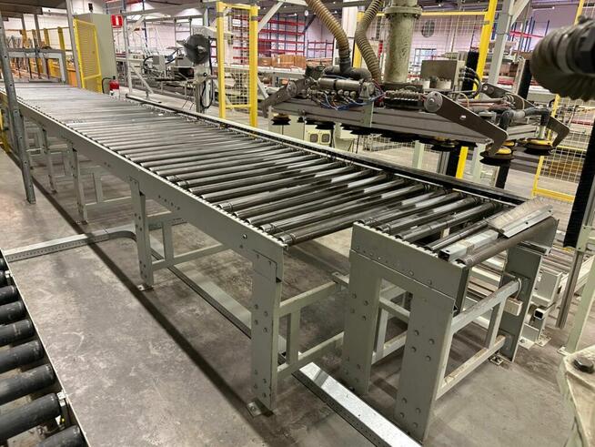 Kawasaki - robot paletyzujacy