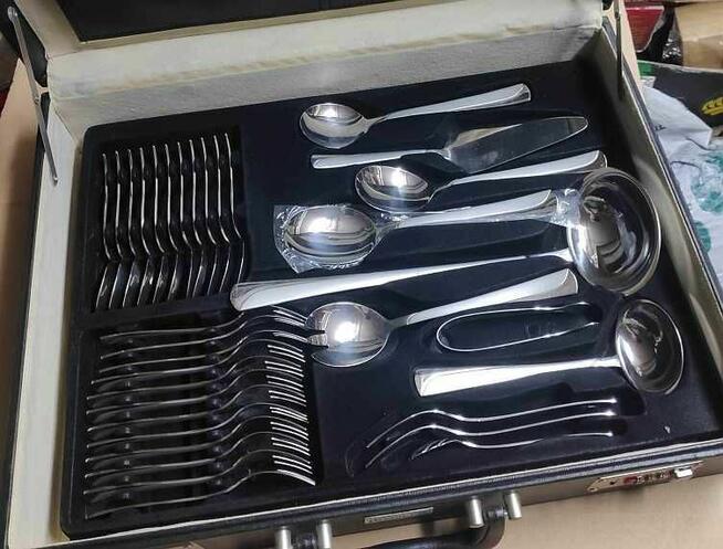 Sztućce Rossler satyna 72 el outlet uszkodzona walizka