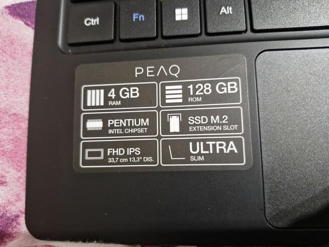 Laptop peaq notebook slim S132