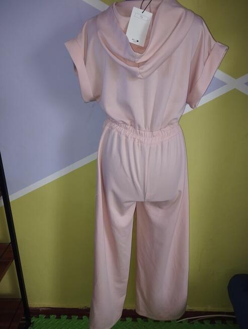 Sprzedam nowy kombinezon