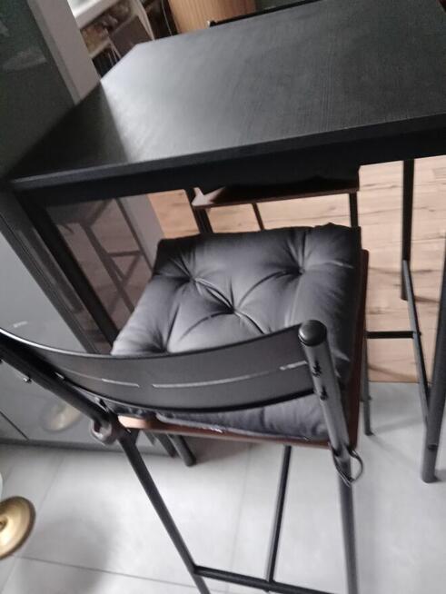 Sprzedam stol barowy z 2 krzesłami nowy