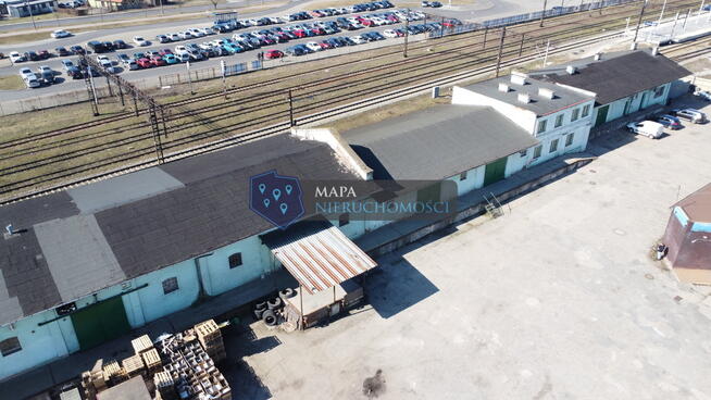 Wynajem dwóch hal magazynowych 425m2 w Centrum