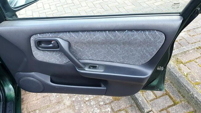 Nissan Primera 1,6 16v idealne auto do pracy z oplatami z klima Polecam !!