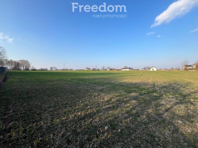 Urokliwa działka ze stawem w Grębocinie