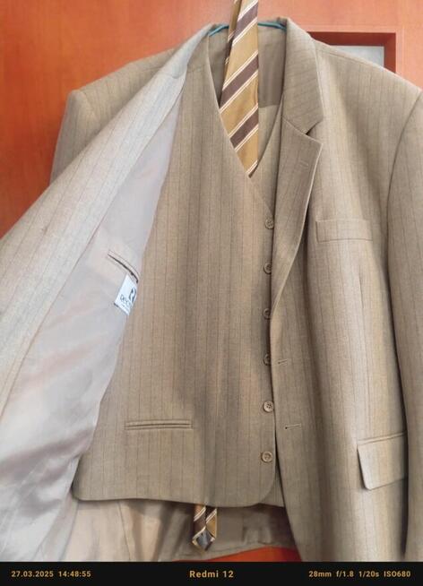 Garnitur Męski Firmy Racman