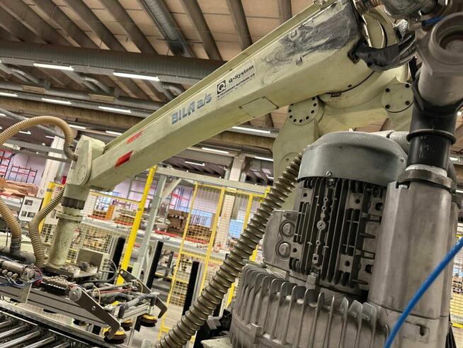 Kawasaki - robot paletyzujacy