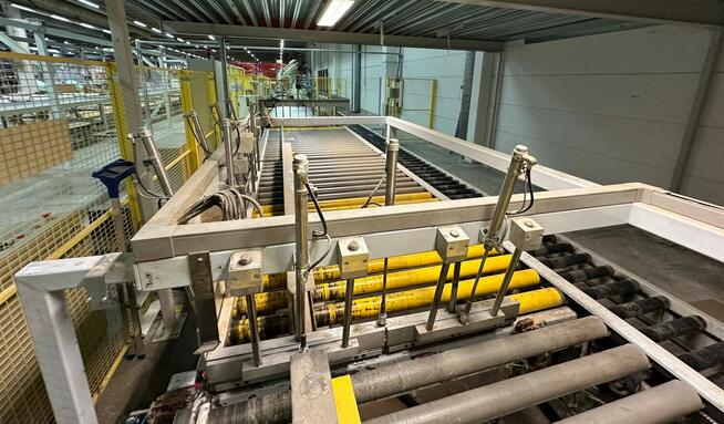 F-Pack 2000 - zaklejarka kartonow