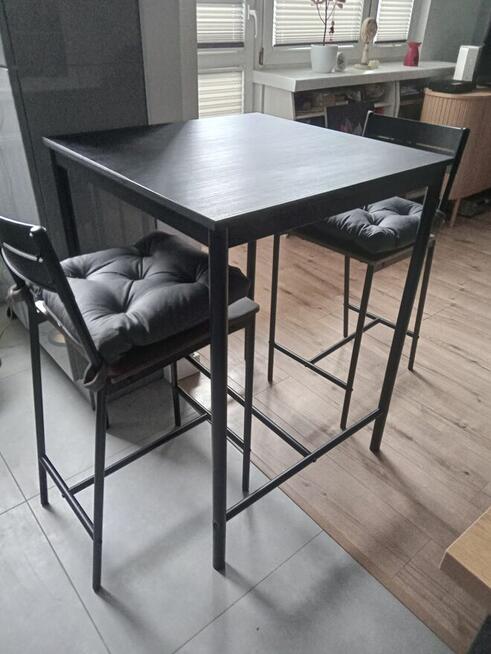 Sprzedam stol barowy z 2 krzesłami nowy