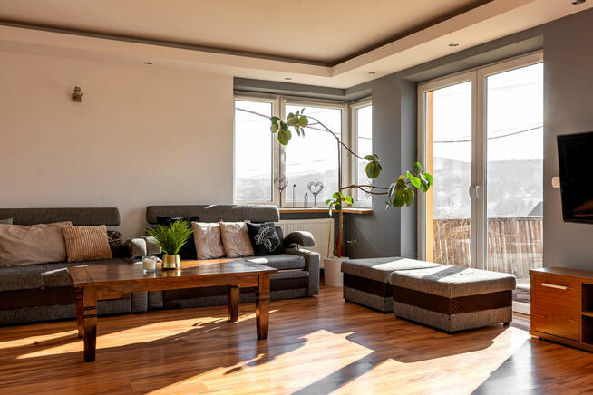 Dom z widokiem na Tatry w okolicy Nowego Sącza