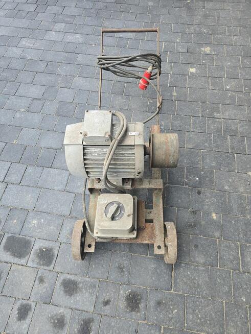 Silnik do krajzegi, silnik na wózku