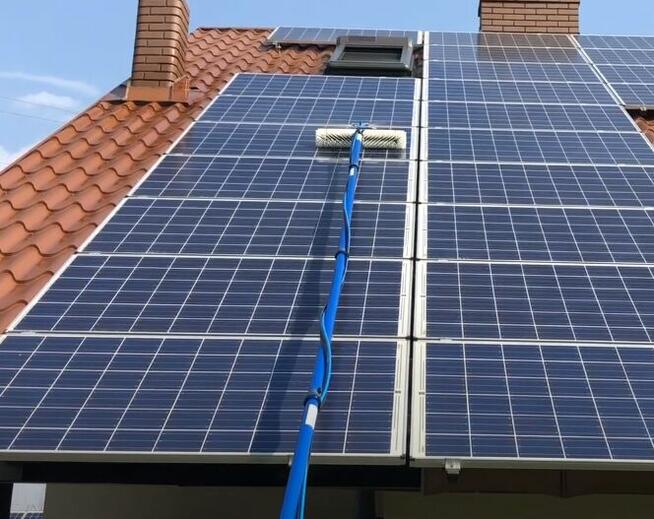 Mycie okien i paneli fotowoltaicznych