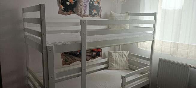 Sprzedam łóżko piętrowe białe noweSprzedam łóżko piętrowe bi