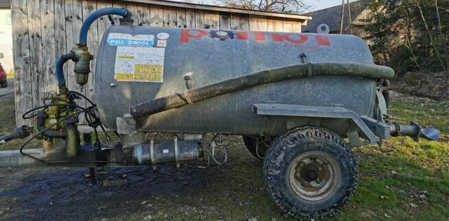 Beczkowóz - wóz asenizacyjny - szambiarka