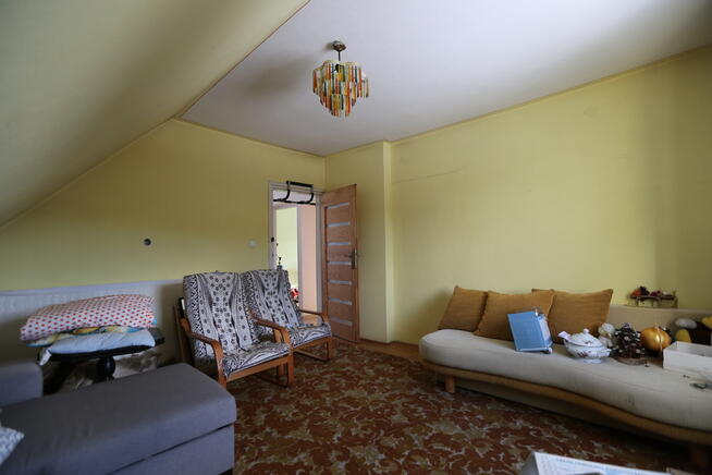 Dom 3 kondygnacyjny z ogrodem i garażem