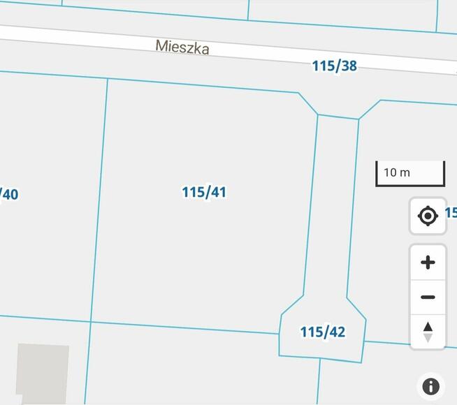 Sprzedam działkę w malowniczym Robakowie