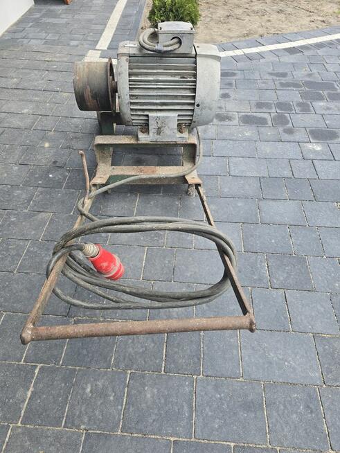 Silnik do krajzegi, silnik na wózku