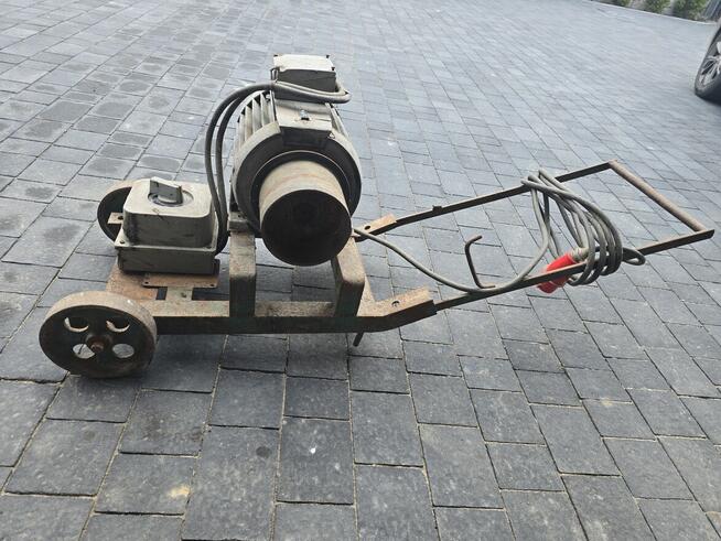 Silnik do krajzegi, silnik na wózku