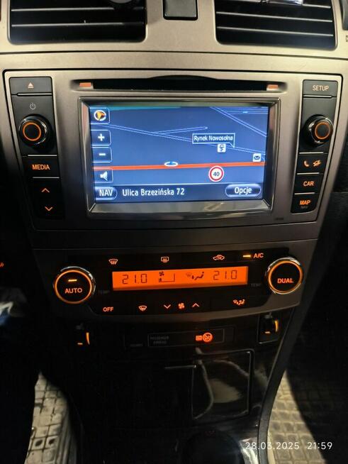 Toyota Avensis 2013 1.8 B z polskiego salonu + Automat