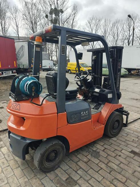 Wózek widłowy Toyota 42-7FGF20 z 2007, LPG, 2000kg, 4300mm