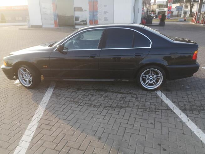 Bmw BMW E39 525i