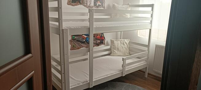 Sprzedam łóżko piętrowe białe noweSprzedam łóżko piętrowe bi